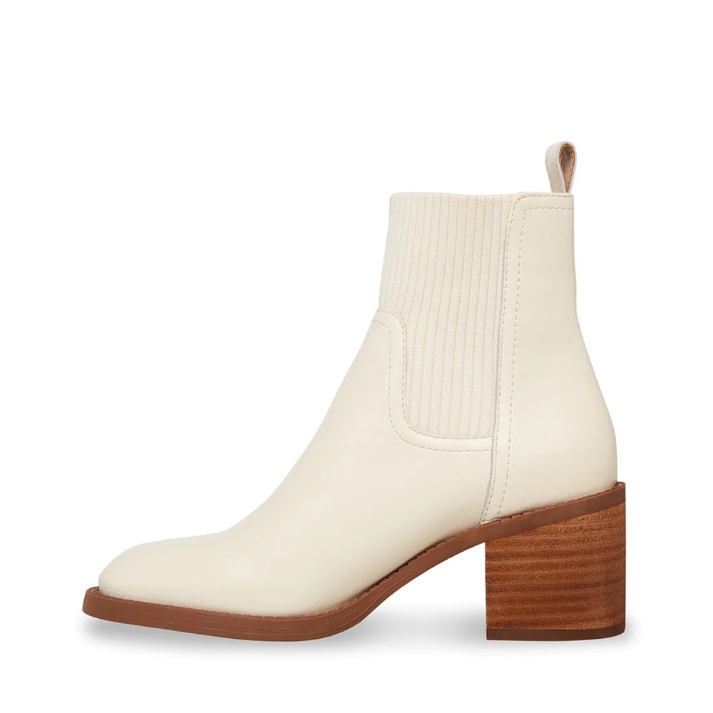 Steve Madden ADMIRE BONE LEATHER Bootie + Size 9+ New with Box